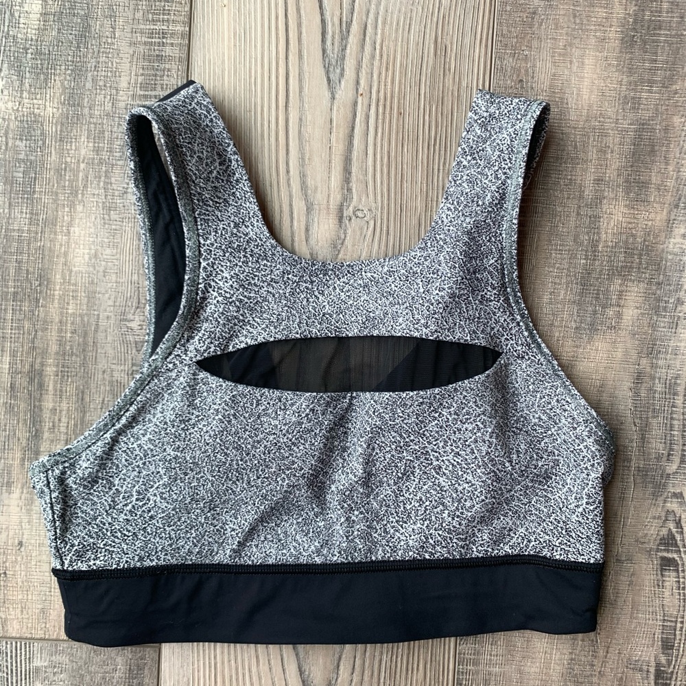 LULULEMON Sports Bra 🍋🌸